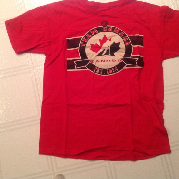 Team Canada tshirt - Picture 1 of 3